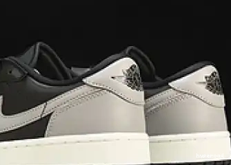 Hyperoad Shadow Low Golf Jordan 1 Retro 0624